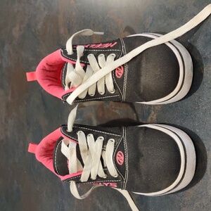 Heelys size 4 youth